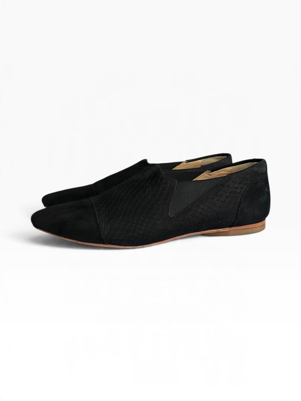 Poppy Barley Nubuck Leather Slip-on Oxford Loafer Snake Embossed Black Size 8 B